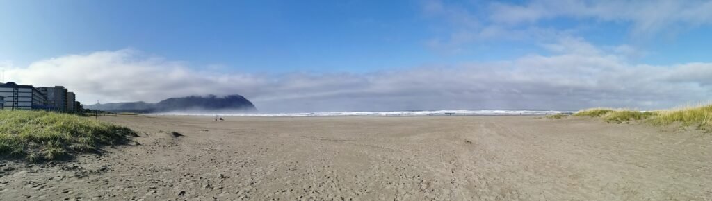 An expanse of beach in Oregon