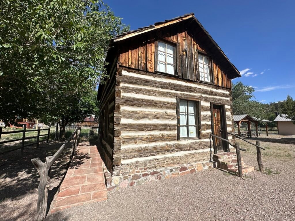 An old log cabin in Chloride